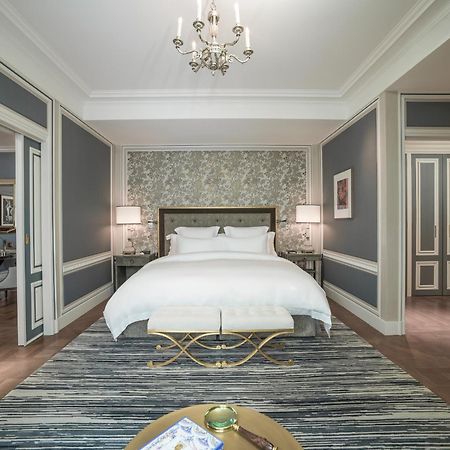 Hotel De Crillon Париж Екстериор снимка